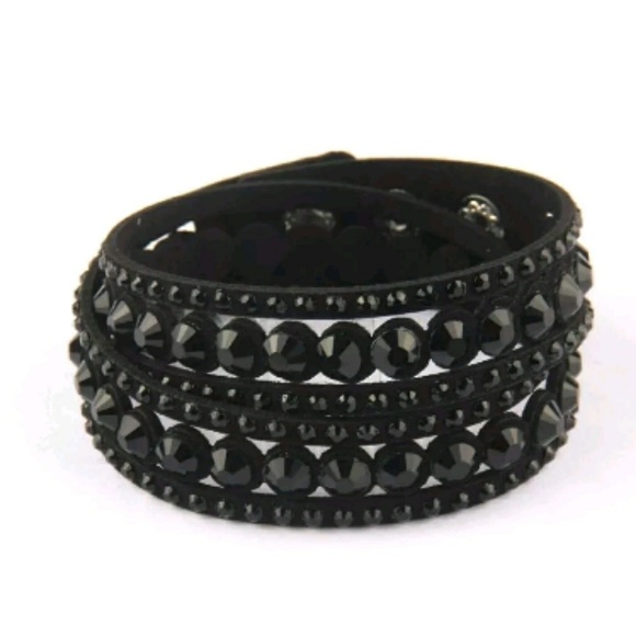 Jewelry - 🎀3/$22🎀 Black Rhinestone Crystal Wrap Bracelet